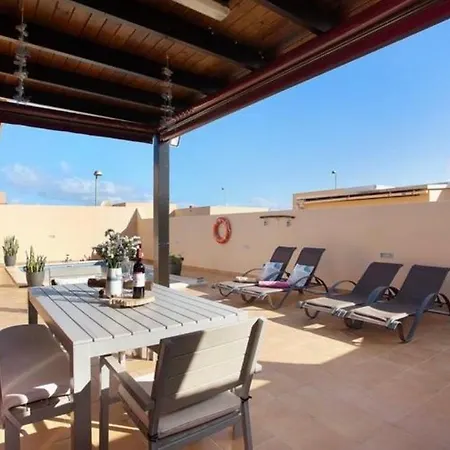 Amistad Villa La Oliva