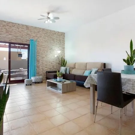 Villa Amistad La Oliva